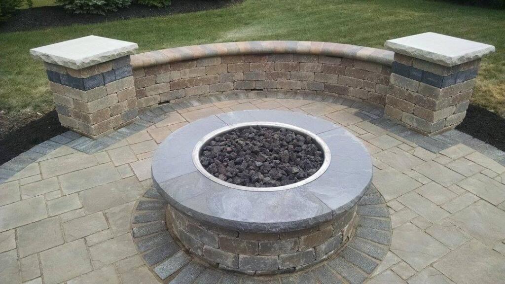 Outdoor Living: Patios, Retaining Walls, Decks, Walkways, and Pergolas